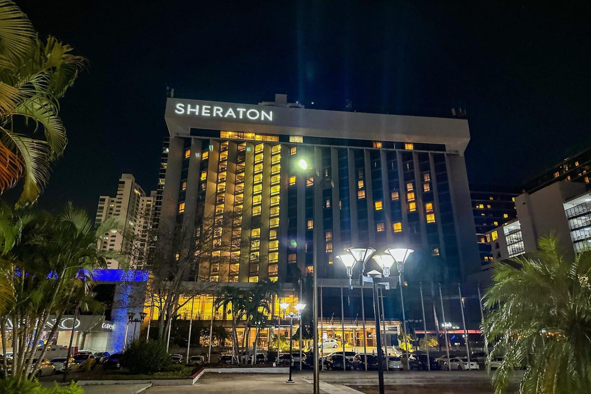 Sheraton Grand Panama Exterior foto Sheraton Surabaya