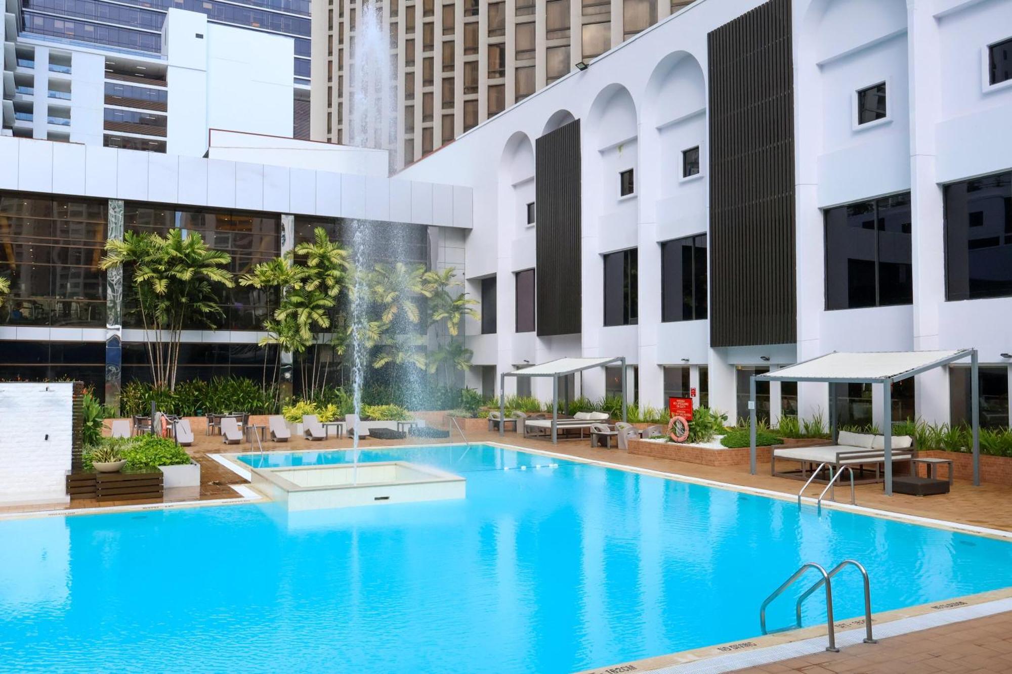 Sheraton Grand Panama Exterior foto The pool at the Shangri-La Hotel, Kuala Lumpur